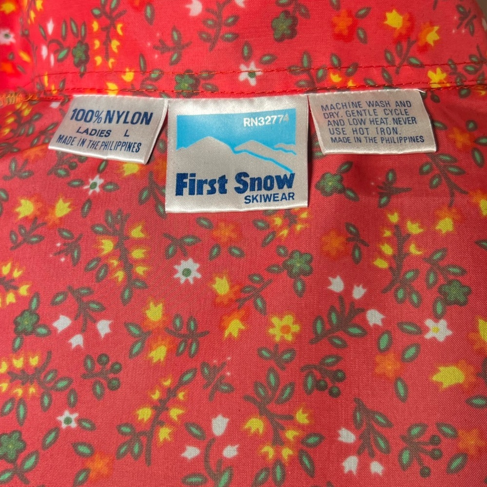 First Snow/Lokomotion Bundle - 70's/80's Button D… - image 6